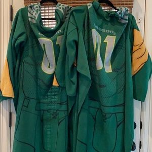 Set of 2 Oregon Ducks Football Snuggies